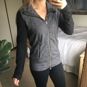 🍋LuluLemon Gray / Black Yoga Jacket